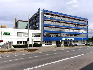 Pronájem obchodního prostoru, Praha - Uhříněves, Přátelství, 512 m2