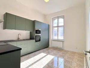 Pronájem bytu 3+1, Brno, náměstí 28. října, 108 m2
