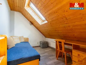 Prodej bytu 4+1, Větřní, Frymburská, 70 m2