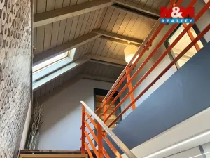 Prodej rodinného domu, Knovíz, 214 m2