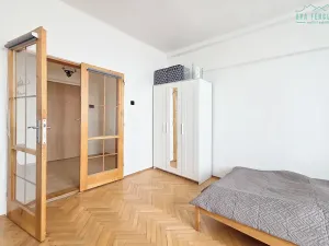 Prodej bytu 2+1, Plzeň, Částkova, 56 m2