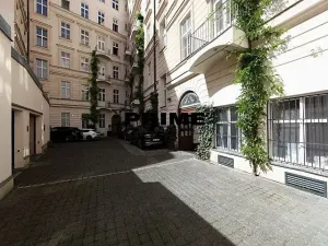 Pronájem kanceláře, Praha - Nové Město, Lazarská, 189 m2