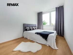 Pronájem bytu 2+kk, Praha - Stodůlky, Klukovická, 42 m2
