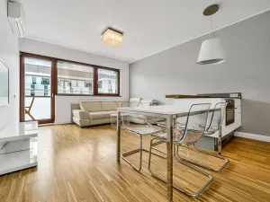 Pronájem bytu 2+kk, Praha - Karlín, Rohanské nábřeží, 52 m2