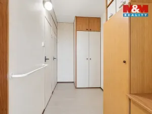 Prodej bytu 2+1, Kralupy nad Vltavou - Lobeček, Krakovská, 40 m2