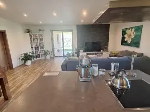 Prodej rodinného domu, Cvrčovice, Školní, 147 m2