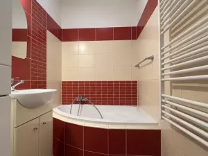 Prodej bytu 2+1, Třinec - Lyžbice, Jablunkovská, 62 m2