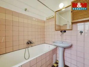 Pronájem bytu 1+kk, Aš, Okružní, 27 m2