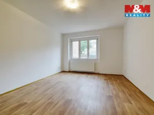 Pronájem bytu 3+1, Cheb, Valdštejnova, 86 m2