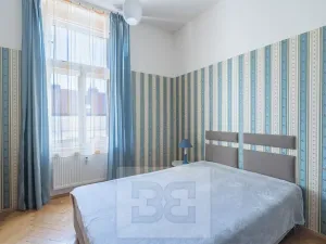Pronájem bytu 2+1, Praha - Smíchov, V lesíčku, 54 m2