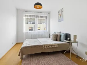 Pronájem bytu 2+kk, Praha - Dolní Chabry, K Beranovu, 61 m2