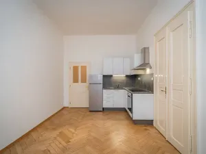Pronájem bytu 2+kk, Praha - Nové Město, Lípová, 44 m2