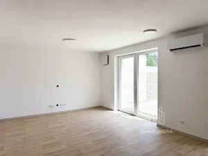 Pronájem bytu 2+kk, Vracov, Josefa Somra, 65 m2