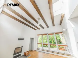Prodej rodinného domu, Hřebeč, V háji, 165 m2