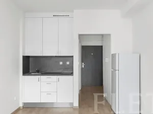 Pronájem bytu 1+kk, Praha - Jinonice, Peroutkova, 26 m2