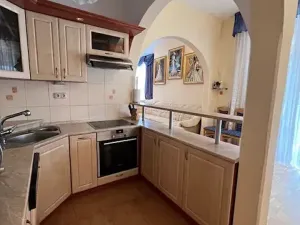 Prodej bytu 3+kk, Karlovy Vary, Poděbradská, 105 m2