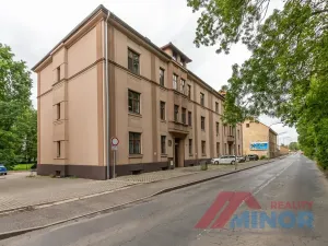 Prodej bytu 3+1, Slaný, Ouvalova, 98 m2