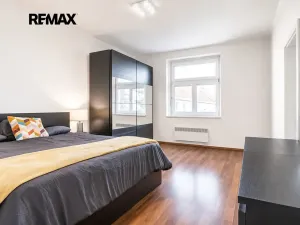 Pronájem bytu 1+1, Praha - Břevnov, U kaštanu, 43 m2