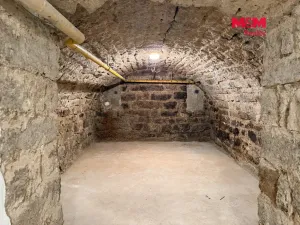 Prodej obchodního prostoru, Jablonec nad Nisou, Anenské náměstí, 81 m2