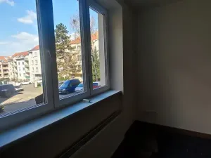 Prodej bytu 3+1, Praha, Bělohorská, 85 m2