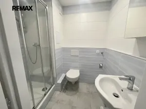 Pronájem bytu 1+1, Praha - Modřany, Botevova, 29 m2