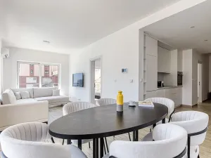 Prodej bytu 3+kk, Bečići, Černá Hora, 104 m2