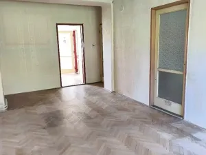 Prodej bytu 3+1, Karlovy Vary, 1. máje, 75 m2