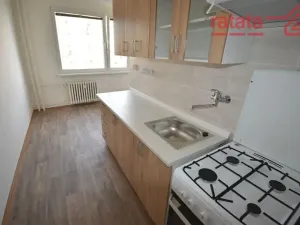 Pronájem bytu 2+1, Chomutov, Dřínovská, 60 m2