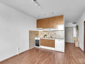 Pronájem bytu 2+kk, Chrudim, Na Větrníku, 41 m2
