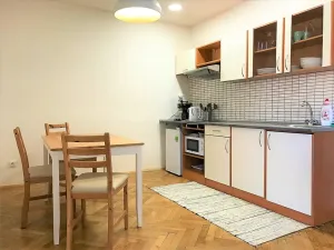 Pronájem bytu 2+kk, Praha - Libeň, U libeňského pivovaru, 45 m2