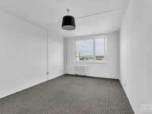 Pronájem bytu 1+1, Hradec Králové, třída Edvarda Beneše, 40 m2