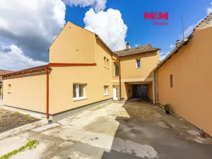 Pronájem bytu 1+kk, Velim, třída Krále Jiřího, 20 m2