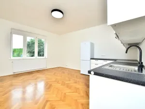 Pronájem bytu 3+kk, Praha - Kobylisy, Na Stírce, 82 m2