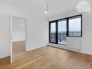 Prodej bytu 2+kk, Praha - Vysočany, V Předním Hloubětíně, 80 m2