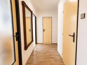 Pronájem bytu 3+1, Praha - Horní Počernice, Komárovská, 70 m2