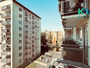 Pronájem bytu 1+kk, Karlovy Vary, Waldertova, 39 m2