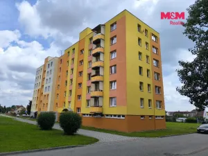 Prodej bytu 3+1, České Velenice, Komenského, 73 m2