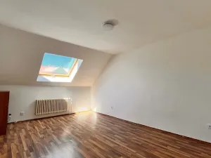 Pronájem bytu 3+1, Hradec Králové, Čelakovského, 91 m2