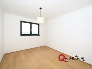 Pronájem bytu 2+kk, Praha - Hrdlořezy, V třešňovce, 46 m2