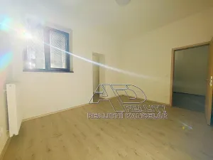 Pronájem bytu 2+1, České Budějovice, 65 m2