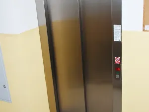 Pronájem bytu 2+1, Praha - Žižkov, Ostromečská, 80 m2