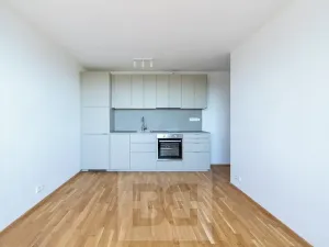 Pronájem bytu 2+kk, Praha - Prosek, Litvínovská, 45 m2
