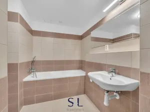 Pronájem bytu 2+kk, Liberec, Zelené údolí, 38 m2