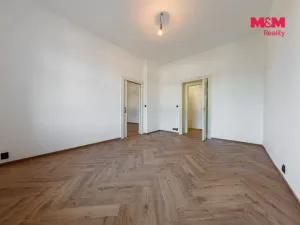 Pronájem bytu 2+1, Karlovy Vary, Na Vyhlídce, 83 m2