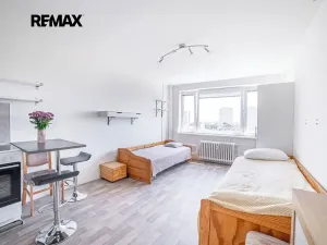 Prodej bytu 1+kk, Praha - Háje, Bajkonurská, 27 m2