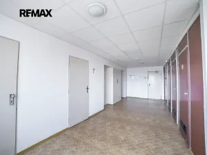 Prodej bytu 1+kk, Praha - Háje, Bajkonurská, 27 m2