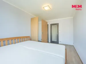 Prodej bytu 2+kk, Praha - Kobylisy, Rajmonova, 44 m2