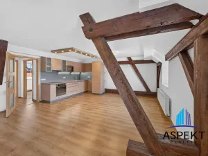 Pronájem bytu 2+kk, Praha - Holešovice, Tovární, 64 m2