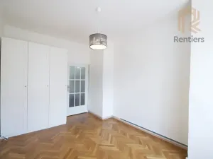 Pronájem bytu 1+1, Praha - Podolí, Sinkulova, 37 m2