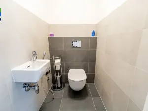 Prodej bytu 4+kk, Praha - Holešovice, U Pergamenky, 117 m2